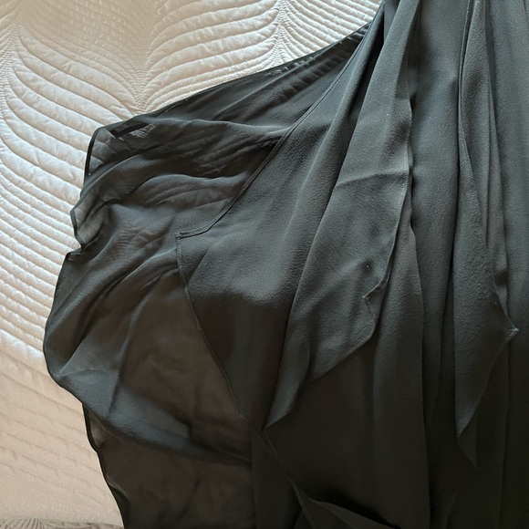 BCBG Gown - Picture 4 of 4